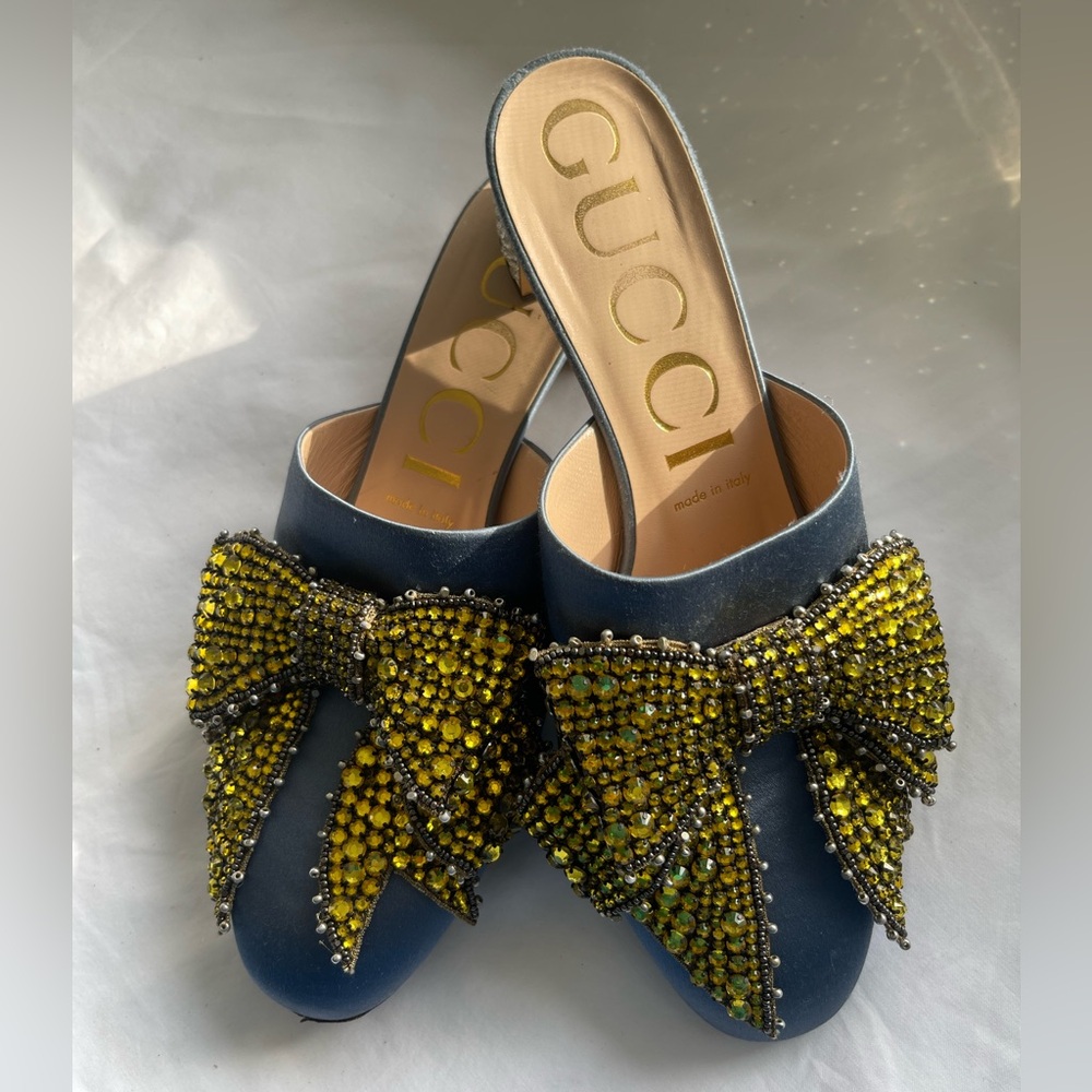 SOLD SOLD SOLD SOLD 
Preowned Gucci Silk Satin Crystal Embellished Mules Size 39